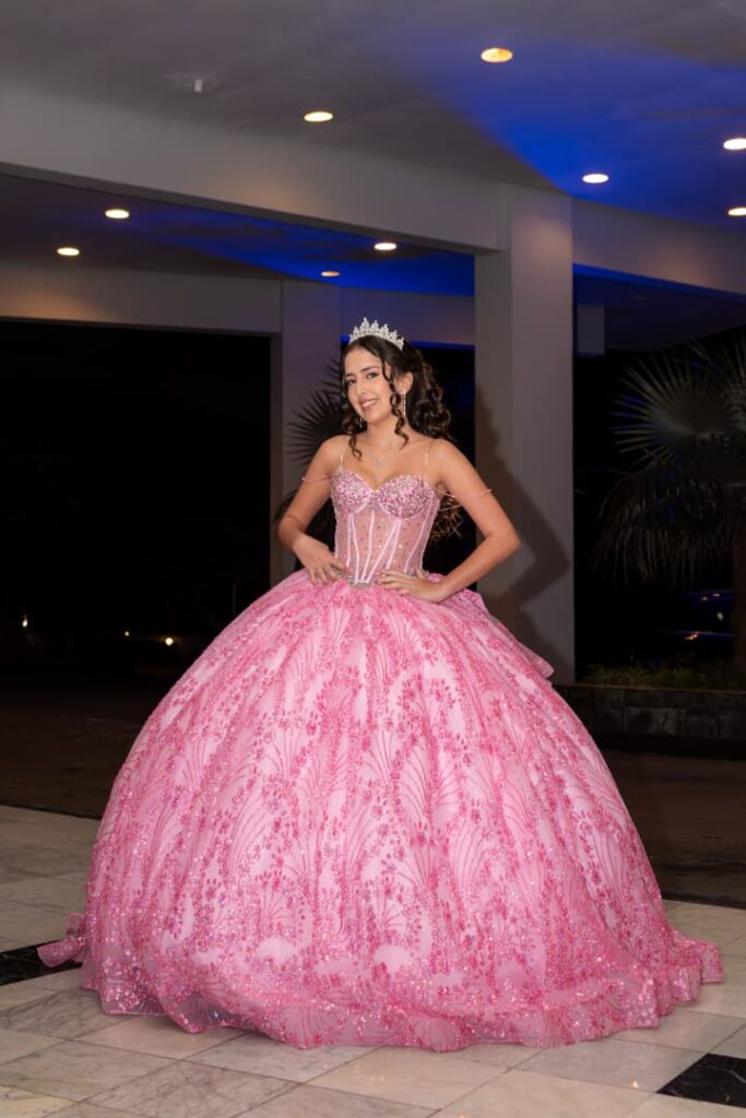 XV VALENTINA CUBA