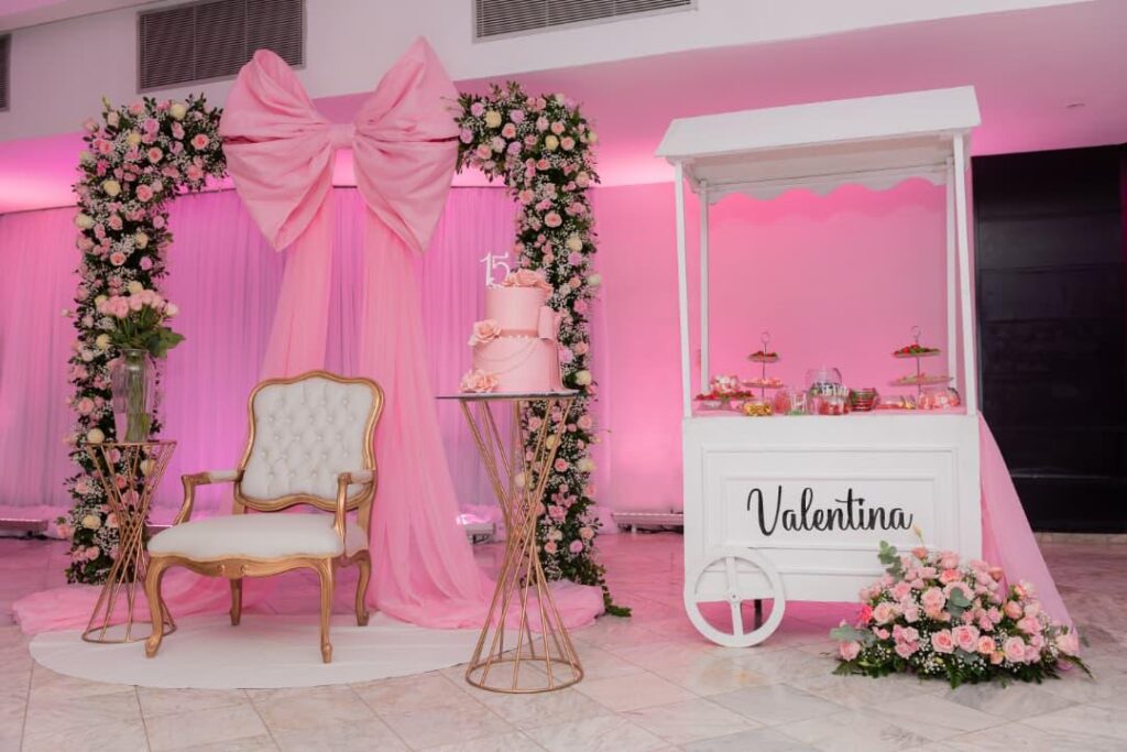 ARTE FLORAL XV VALENTINA
